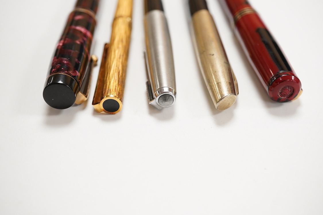 5 No. sundry pens for repair or spares